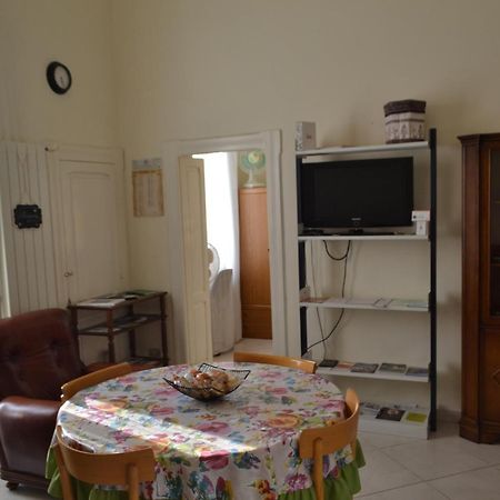 Angiulli 50 Appartement Bari Buitenkant foto