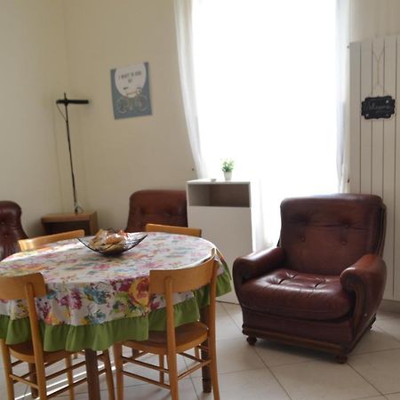 Angiulli 50 Appartement Bari Buitenkant foto